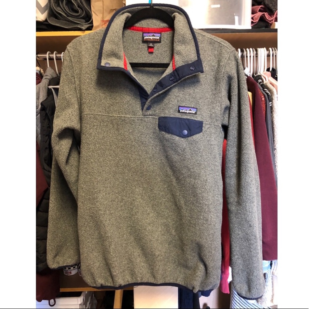 Gray and navy synchilla patagonia